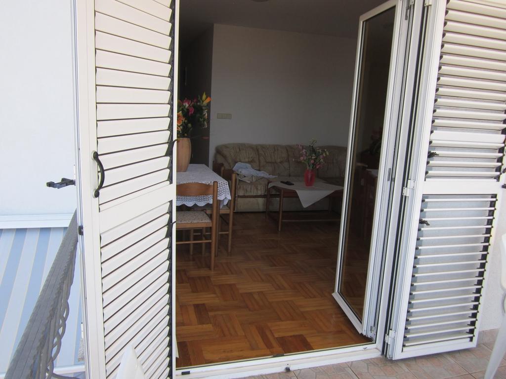 Apartments Antonia Malinska Phòng bức ảnh