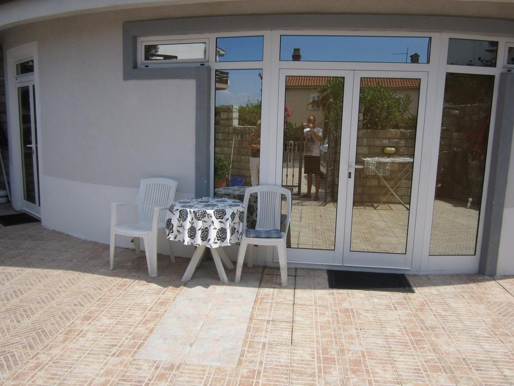 Apartments Antonia Malinska Phòng bức ảnh