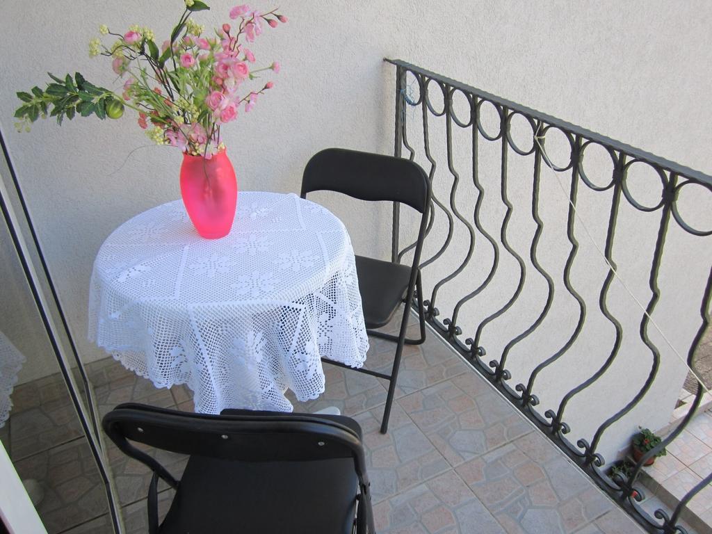 Apartments Antonia Malinska Phòng bức ảnh