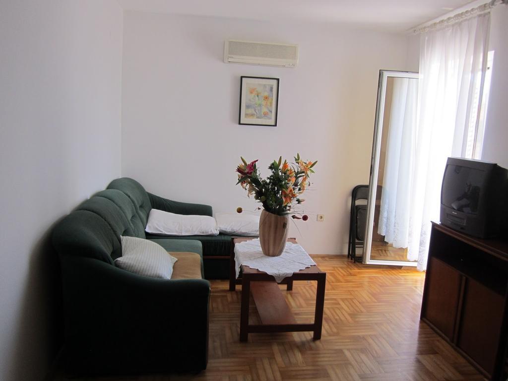 Apartments Antonia Malinska Phòng bức ảnh