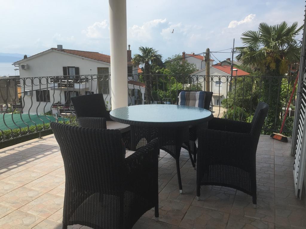 Apartments Antonia Malinska Ngoại thất bức ảnh