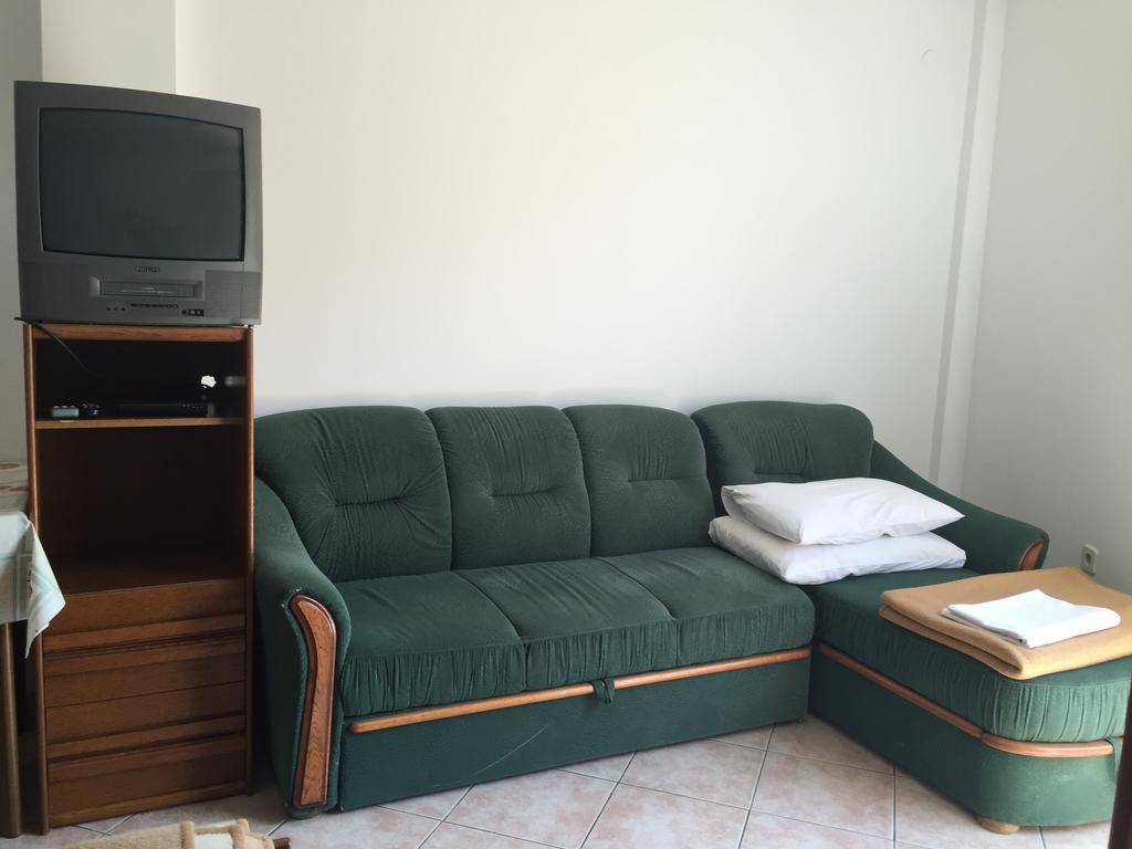 Apartments Antonia Malinska Ngoại thất bức ảnh