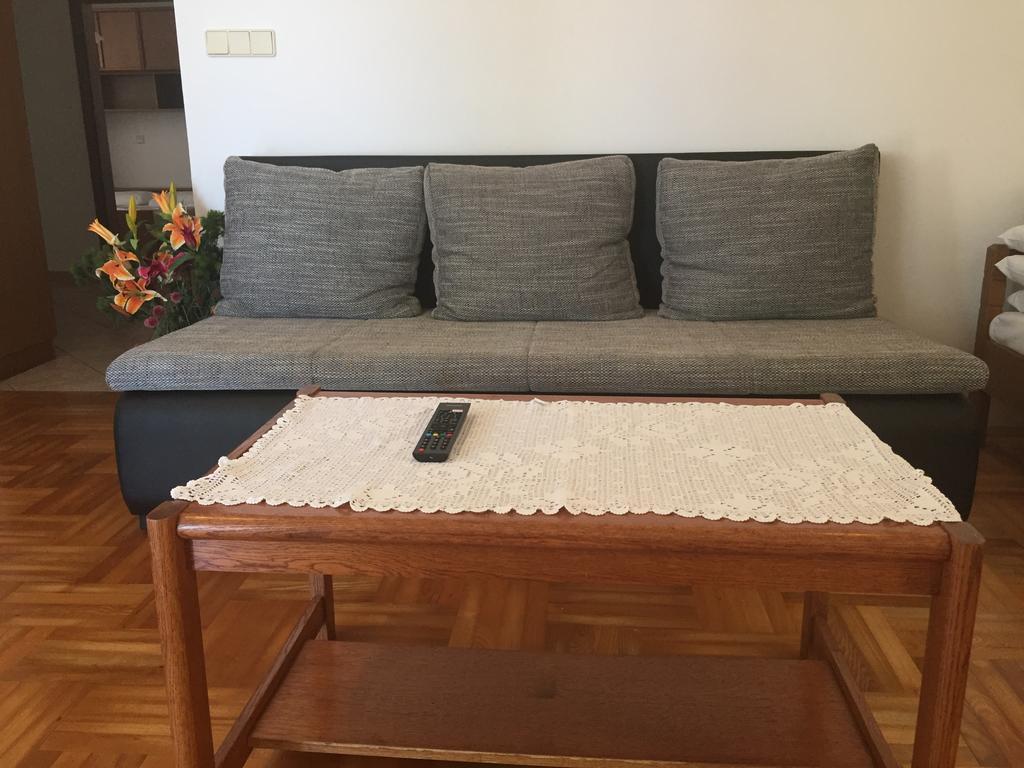 Apartments Antonia Malinska Ngoại thất bức ảnh